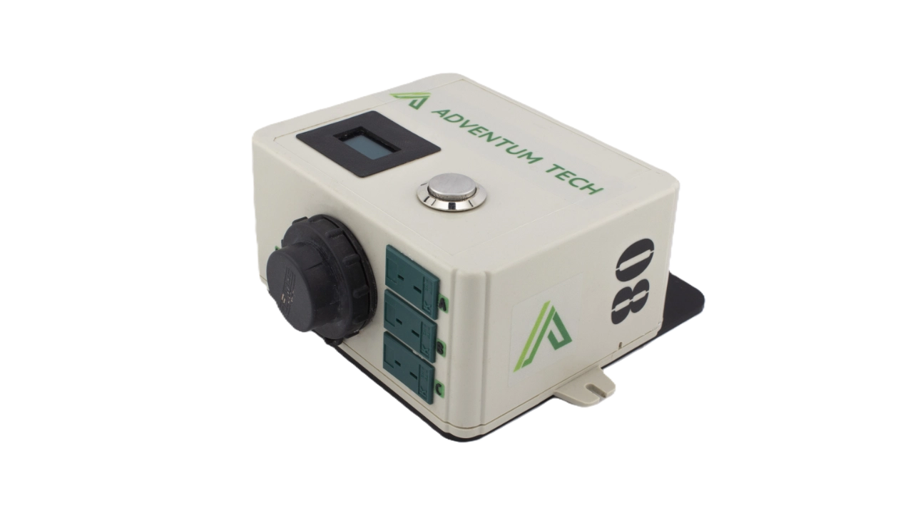 TempSense Wireless Concrete Maturity & Temperature Monitoring Sensor by Adventum Tech — side view Image of the TempSense real‑time concrete maturity and temperature monitoring sensor by Adventum Tech, sensor photographed from the side